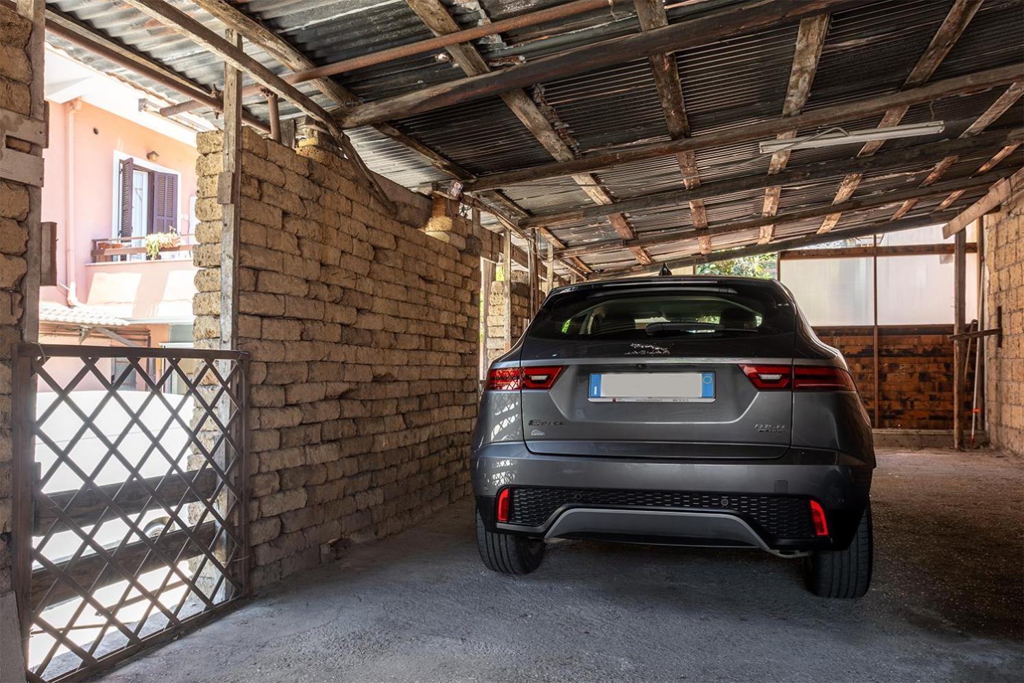 Comodo Loft Vicino La Metro Battistini Con Garage Rome Exterior photo